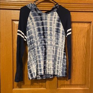 Rue21 Navy and White Tie-Dye Hoodie